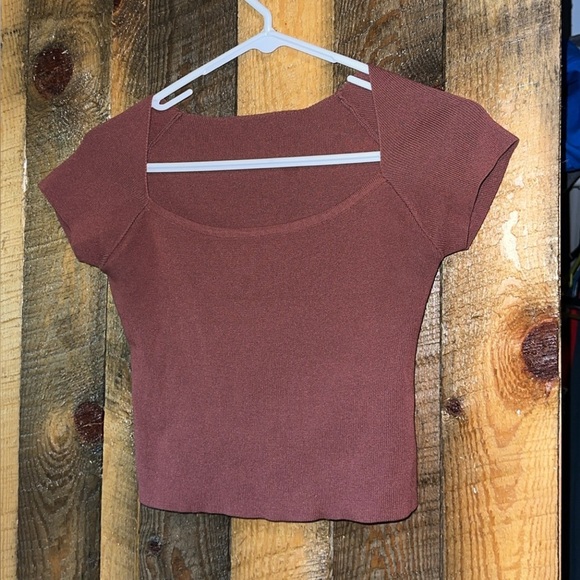 Stylish crop - Picture 1 of 1